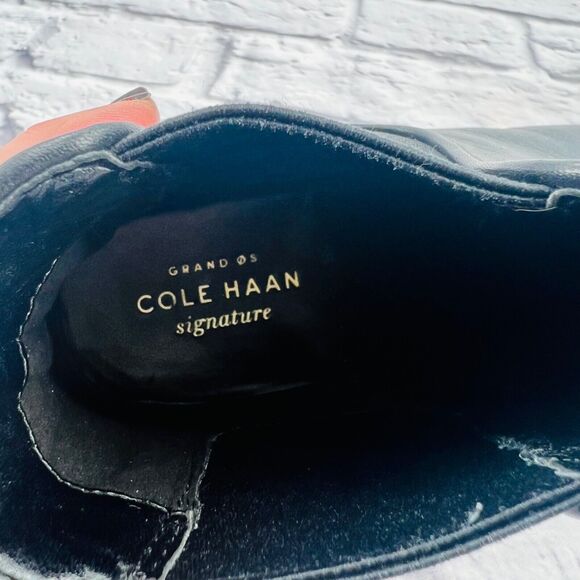 Cole Haan Pull On Chelsea Ankle Boots 6.5 Black Leather Round Toe Block Heel - Picture 9 of 11